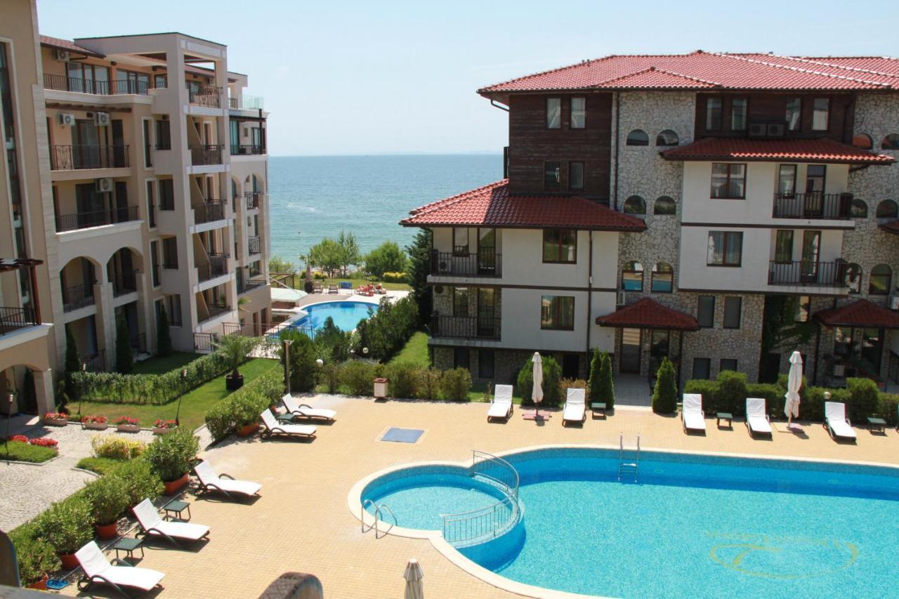 Bademite Apartments Sveti Vlas Exterior photo