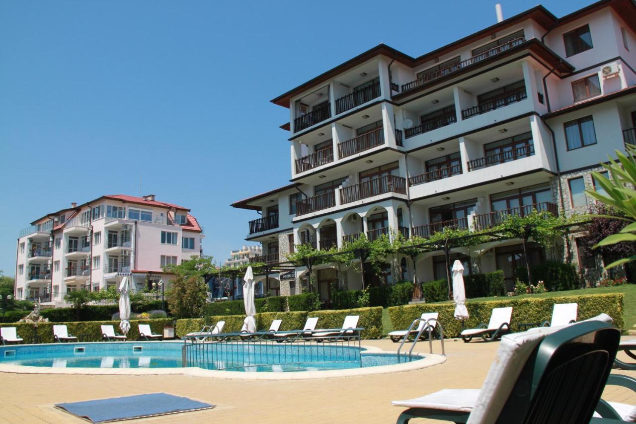 Bademite Apartments Sveti Vlas Exterior photo