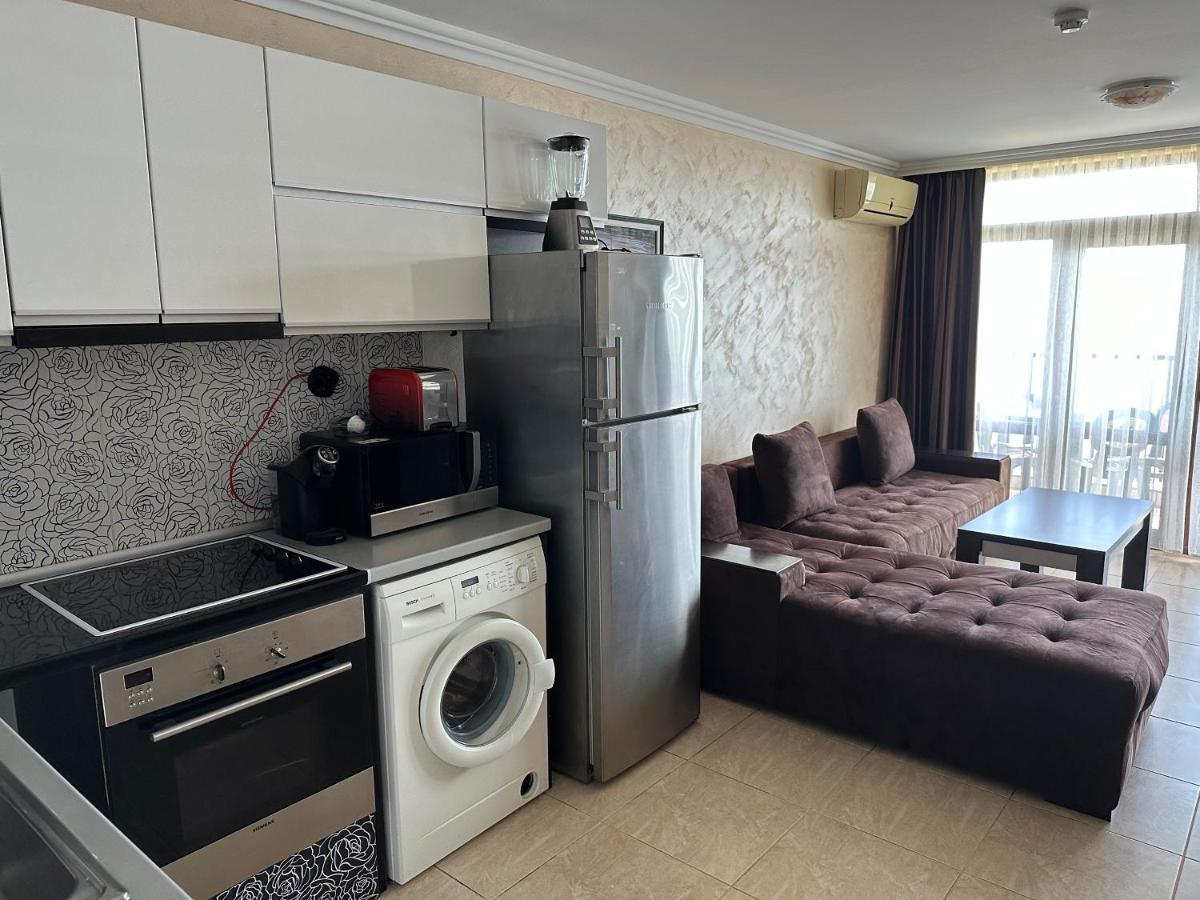 Bademite Apartments Sveti Vlas Exterior photo